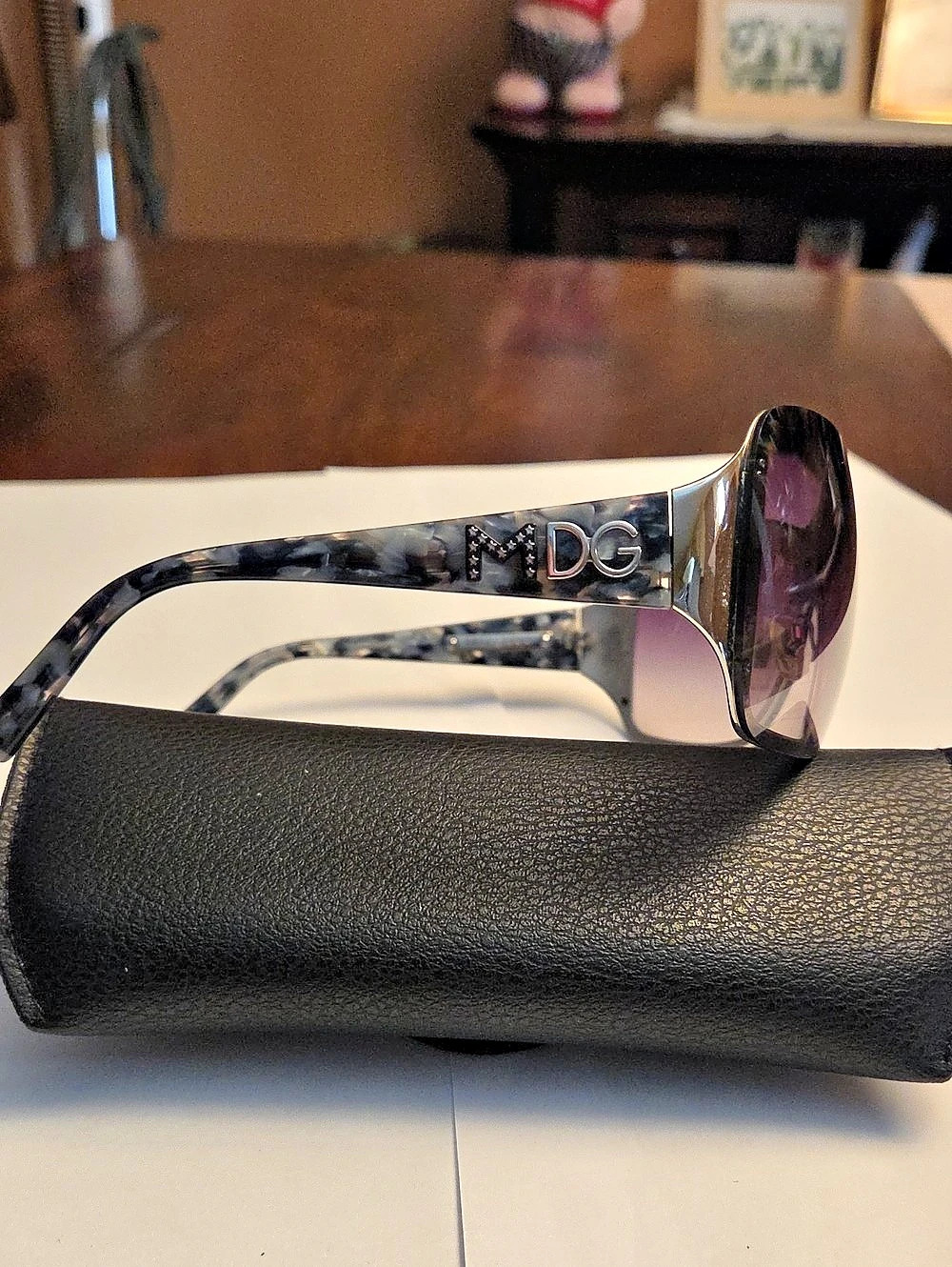 Dolce & Gabbana Madonna Women's Oversized Sunglasses in Black & Purple Like New - Picture 3 of 10